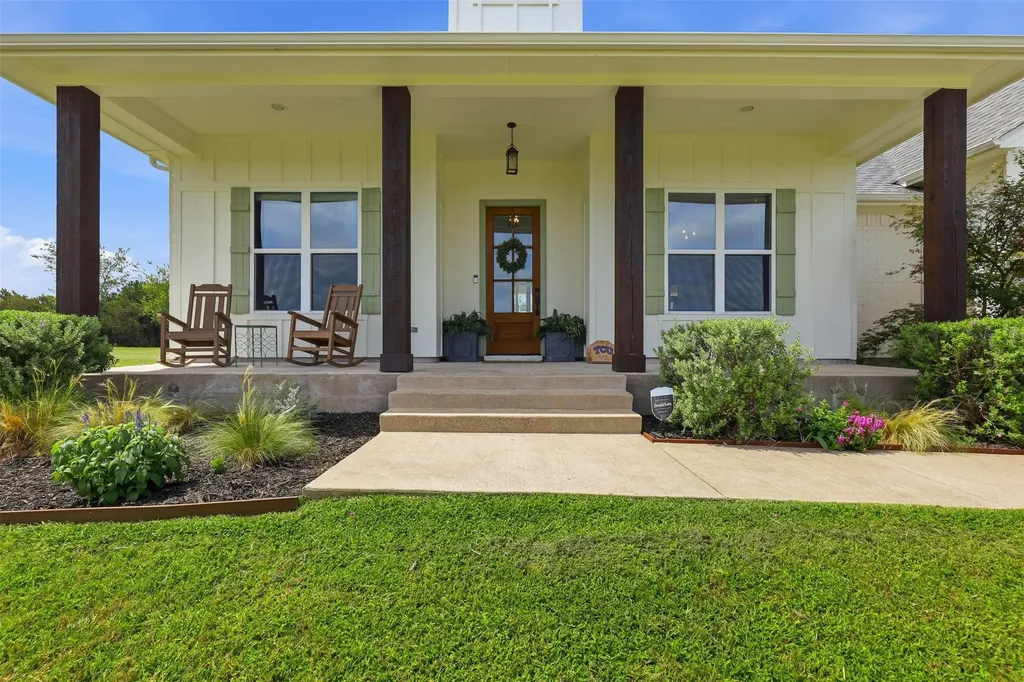 400 Stone Mountain Court Cresson TX 76035
