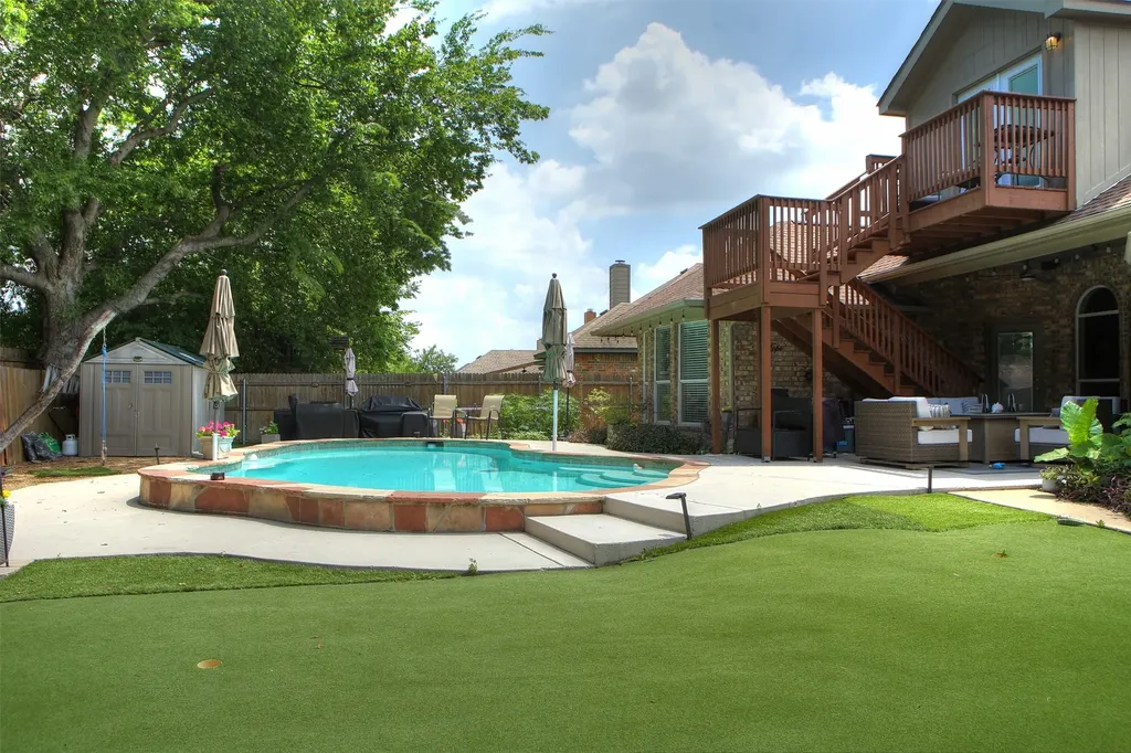 652 Chestnut Lane Saginaw TX 76179