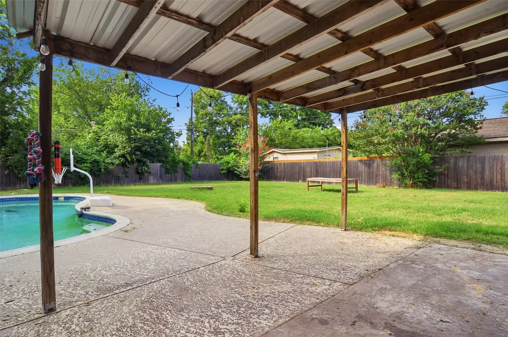 3524 South Drive Fort Worth TX 76109