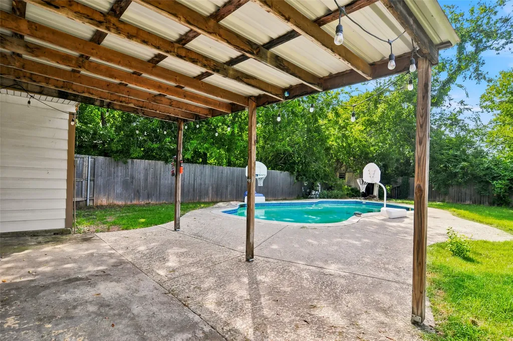 3524 South Drive Fort Worth TX 76109
