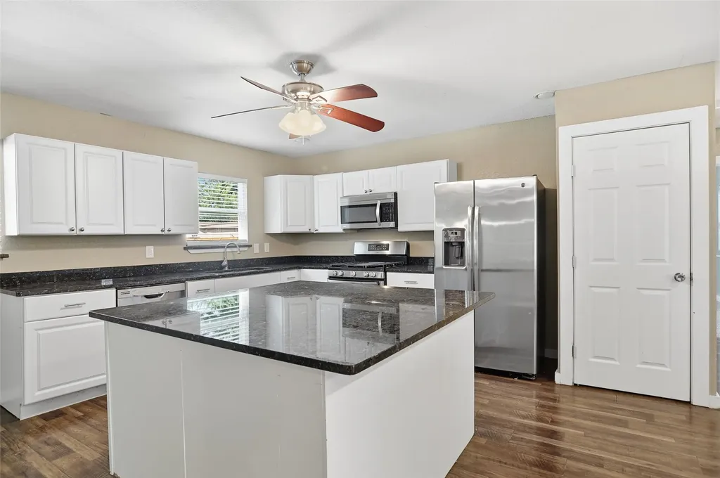3524 South Drive Fort Worth TX 76109