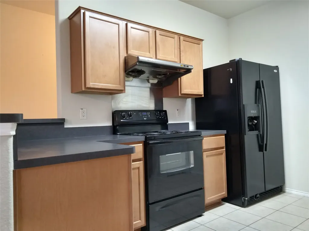 1846 Bayfront Drive Dallas TX 75051