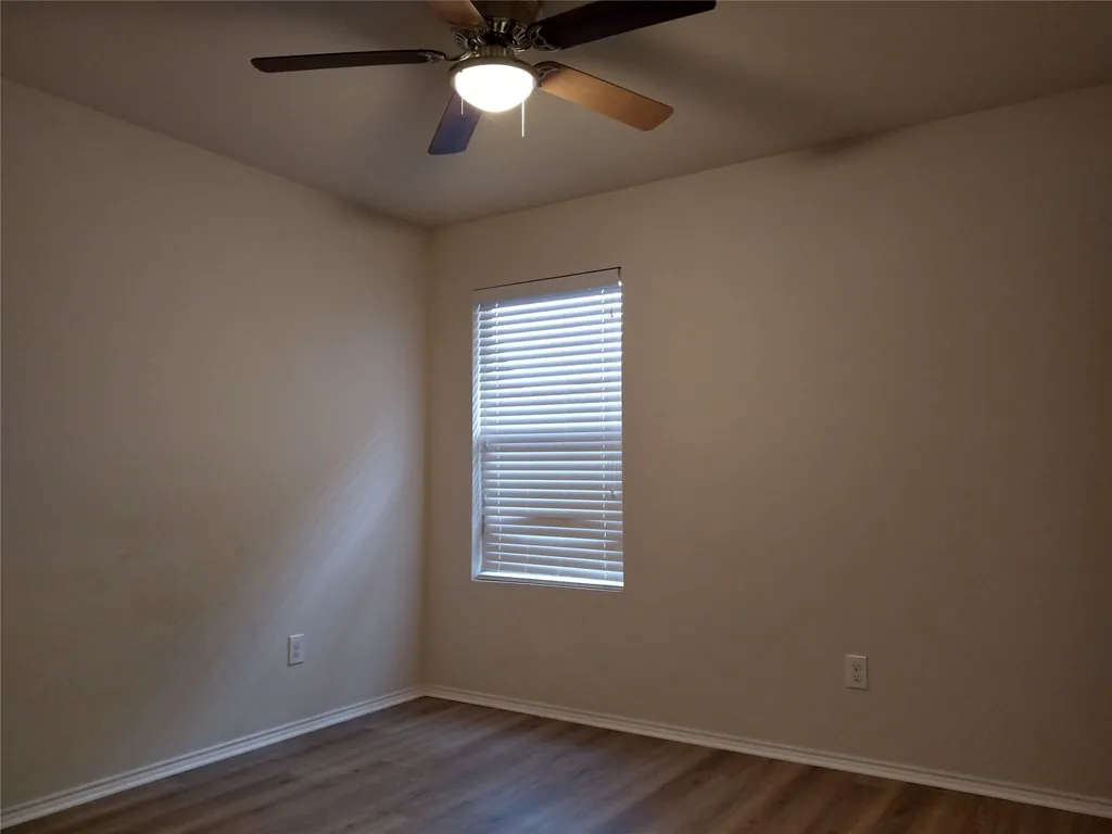 1846 Bayfront Drive Dallas TX 75051