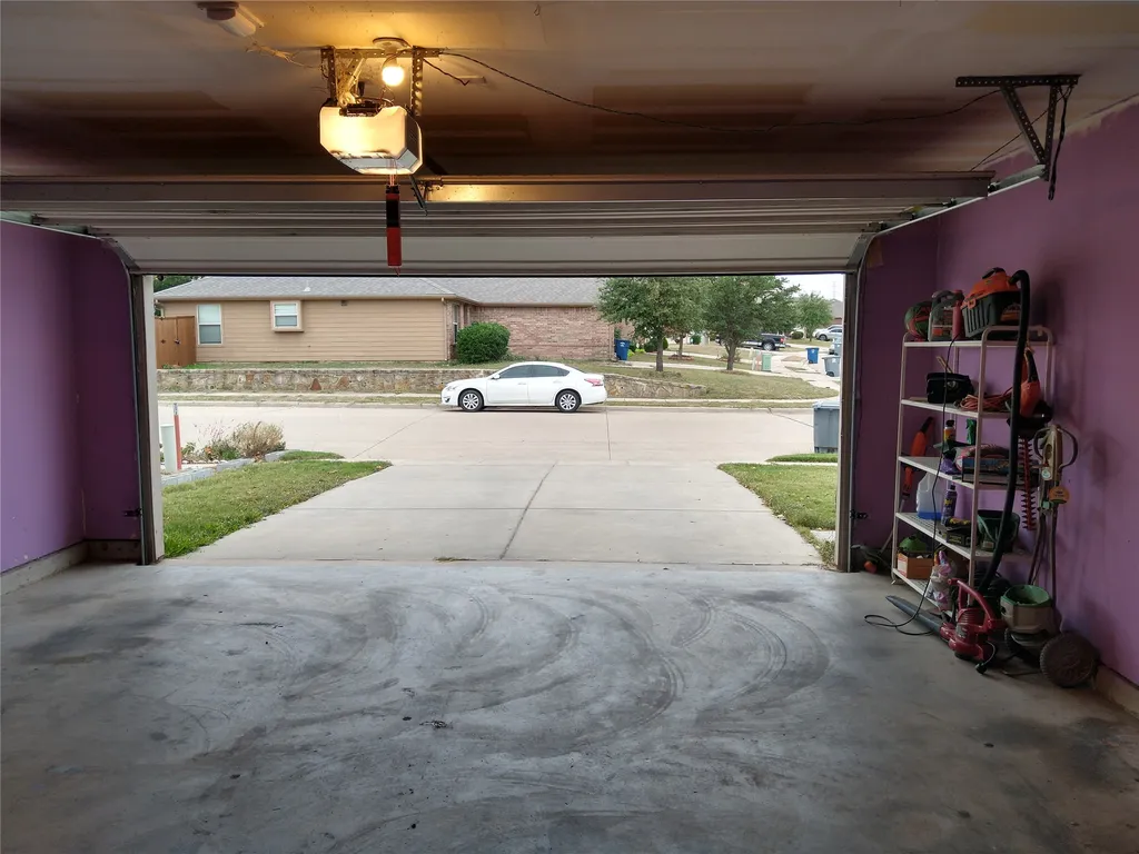 1846 Bayfront Drive Dallas TX 75051