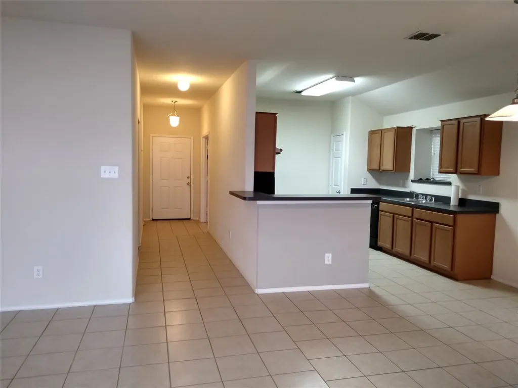 1846 Bayfront Drive Dallas TX 75051