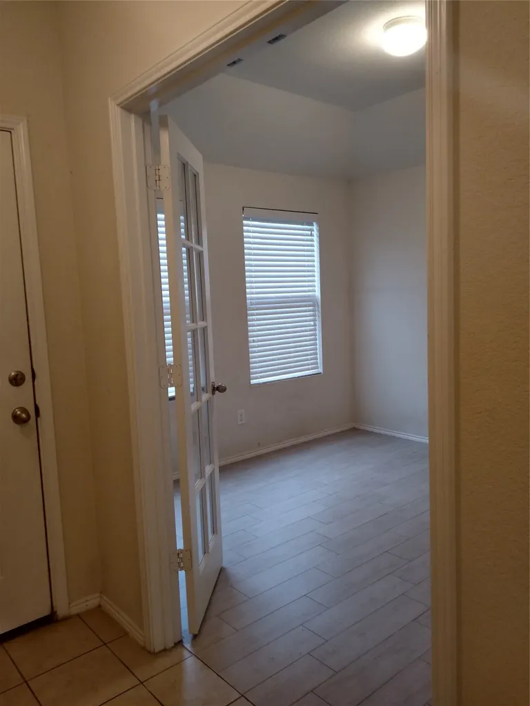 1846 Bayfront Drive Dallas TX 75051