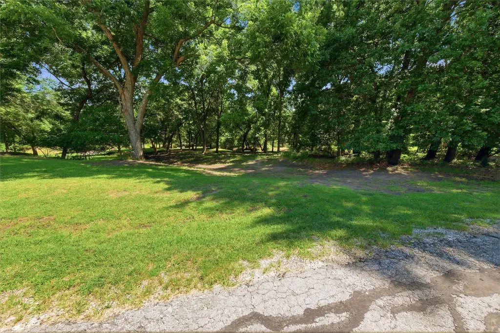 120 Lariat Court Azle TX 76020