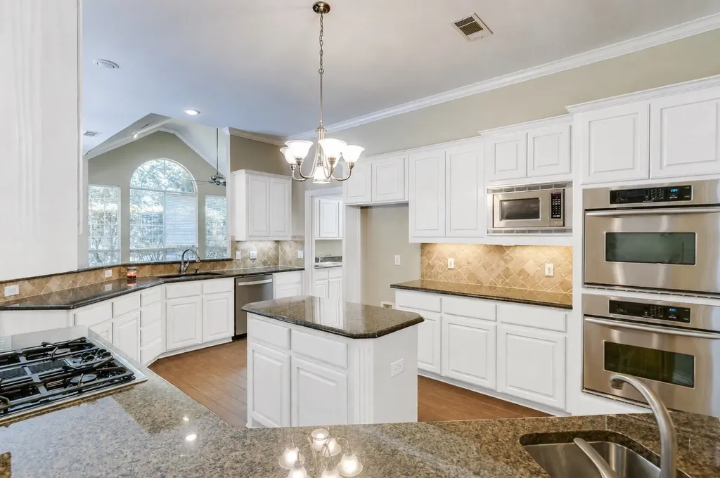 1112 Longford Circle Southlake TX 76092