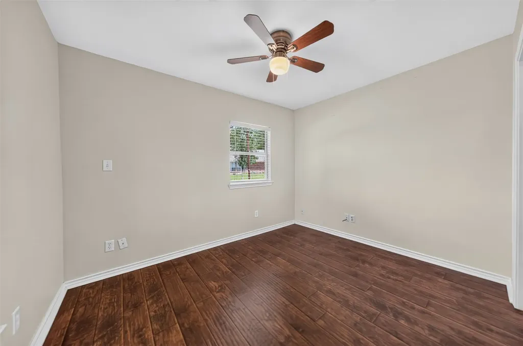 1075 Callender Lake Drive Murchison TX 75778