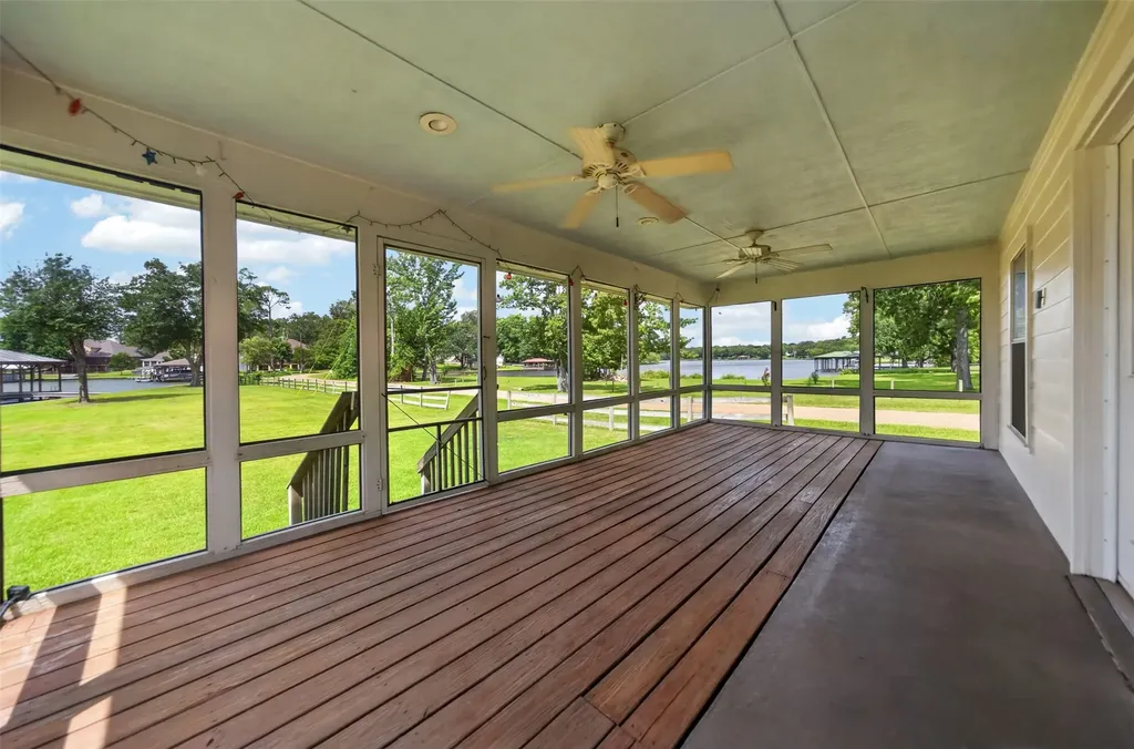 1075 Callender Lake Drive Murchison TX 75778