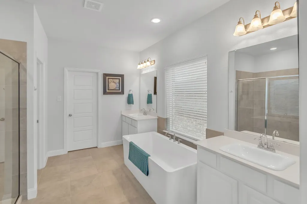1005 Boyd Lane Euless TX 76040