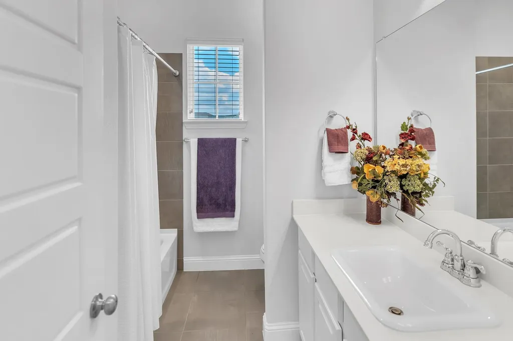 1005 Boyd Lane Euless TX 76040
