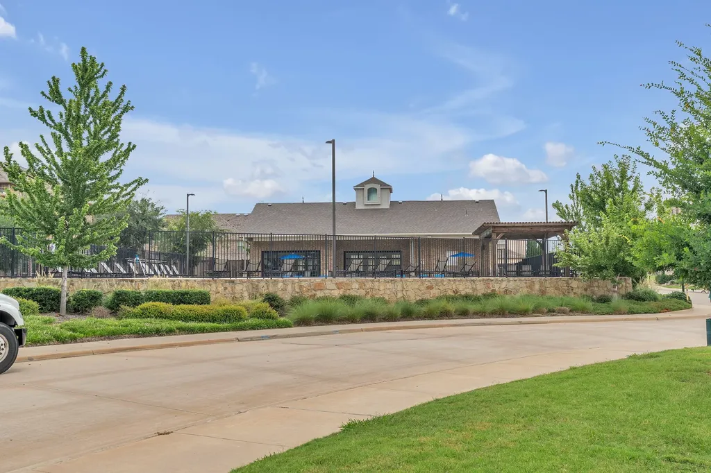 1005 Boyd Lane Euless TX 76040