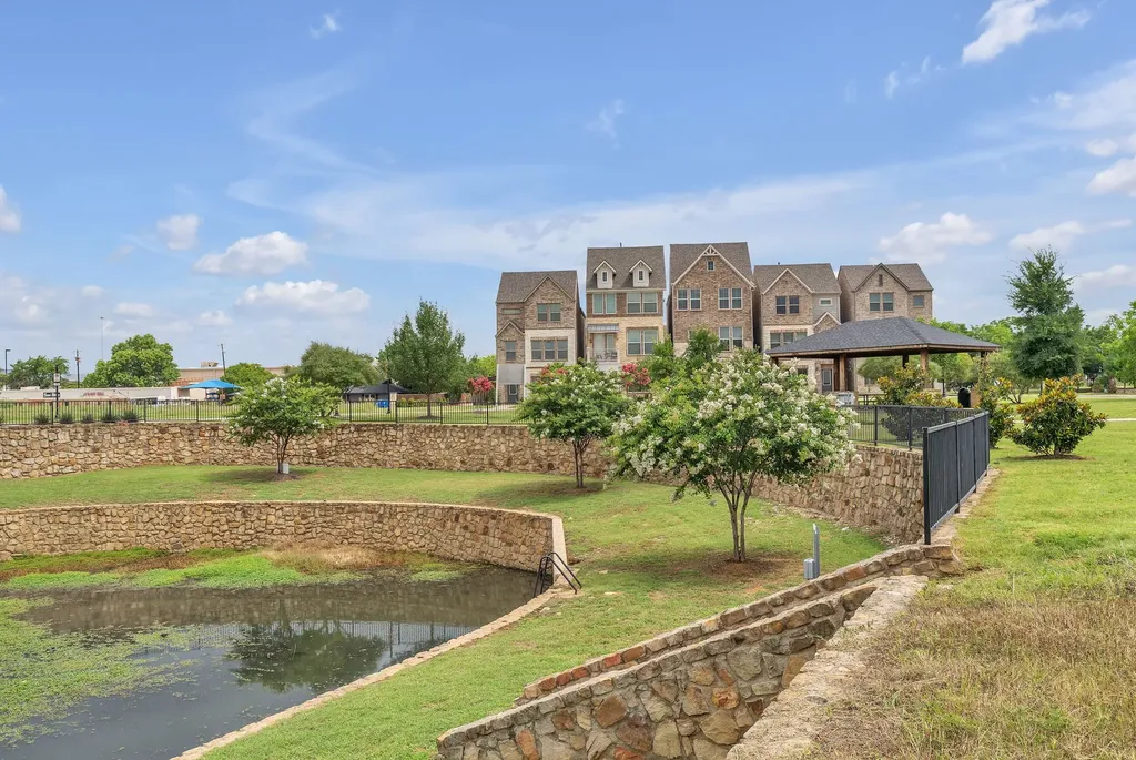 1005 Boyd Lane Euless TX 76040