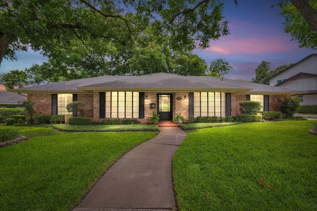 4701 Fieldcrest Drive Fort Worth TX 76109