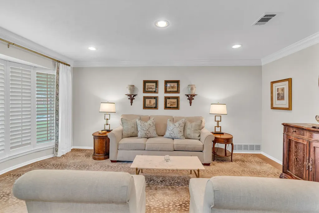 4701 Fieldcrest Drive Fort Worth TX 76109