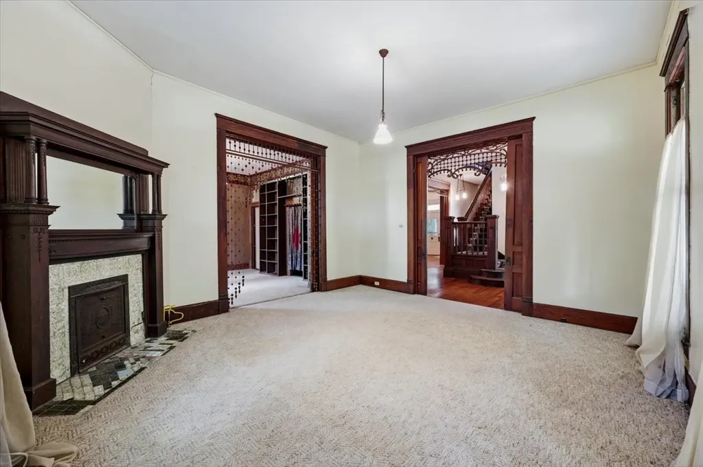200 S Hawkins Street Waxahachie TX 75165