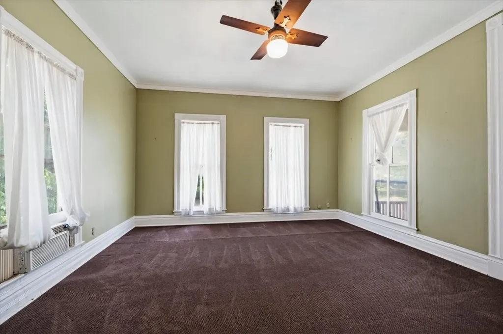 200 S Hawkins Street Waxahachie TX 75165