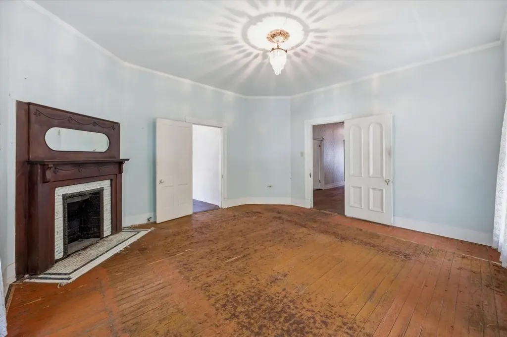 200 S Hawkins Street Waxahachie TX 75165