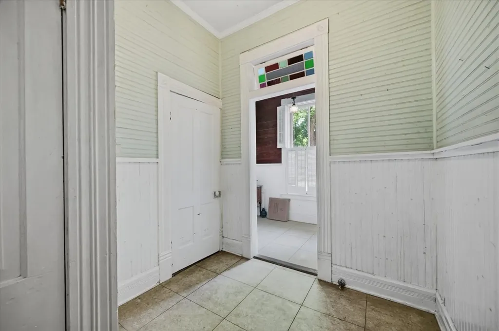 200 S Hawkins Street Waxahachie TX 75165