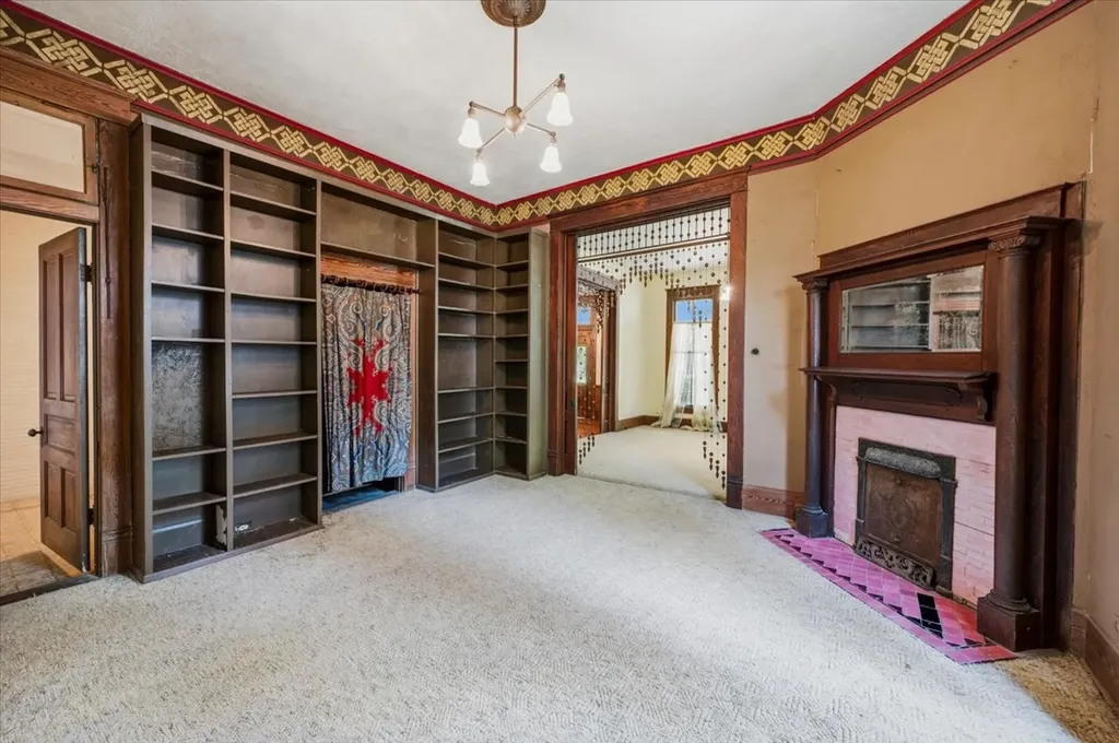 200 S Hawkins Street Waxahachie TX 75165