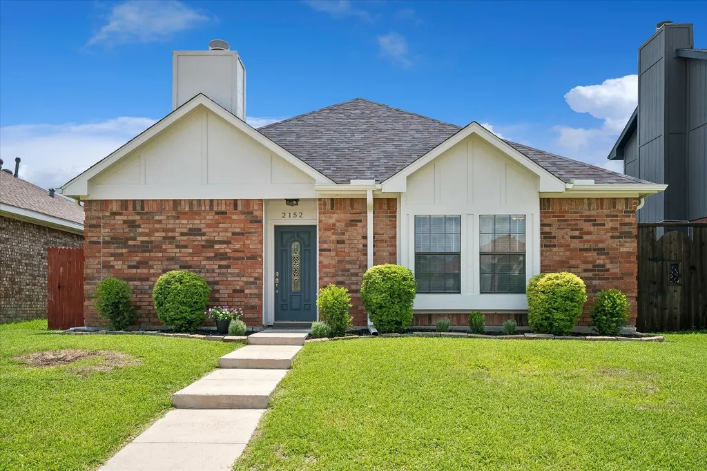 2152 Arbor Creek Drive Carrollton TX 75010