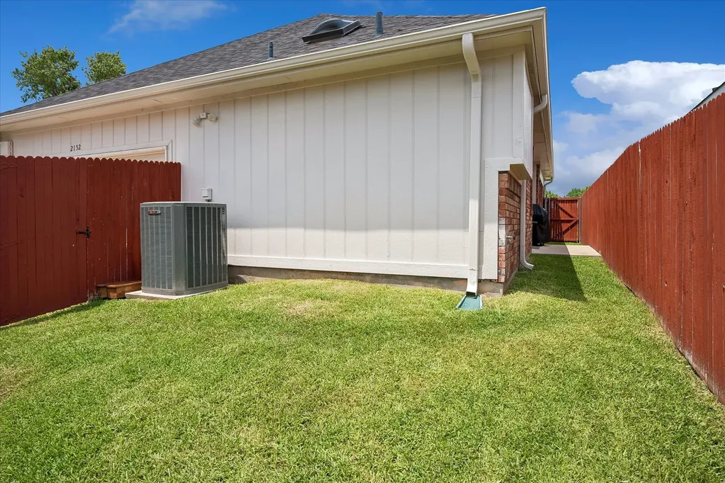 2152 Arbor Creek Drive Carrollton TX 75010