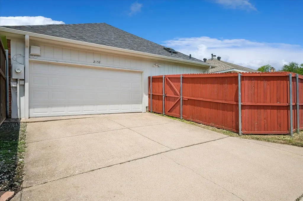 2152 Arbor Creek Drive Carrollton TX 75010