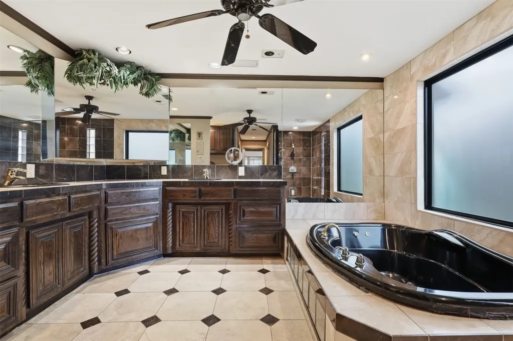 4004 Angus Drive Fort Worth TX 76116