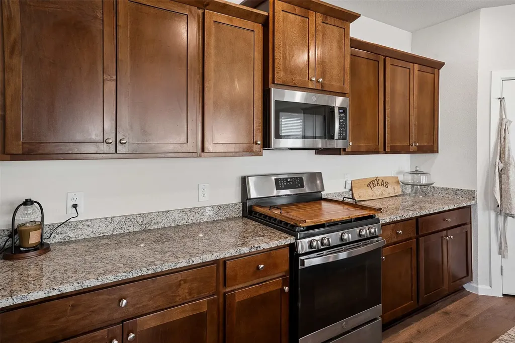 544 Erin Hills Drive Red Oak TX 75154