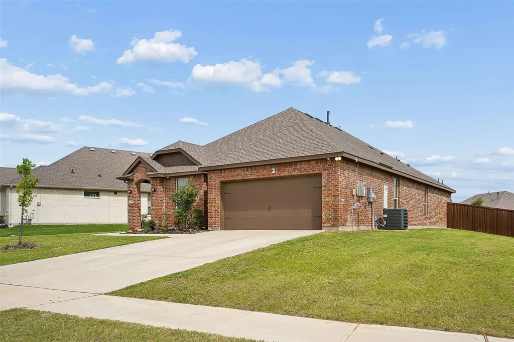 544 Erin Hills Drive Red Oak TX 75154