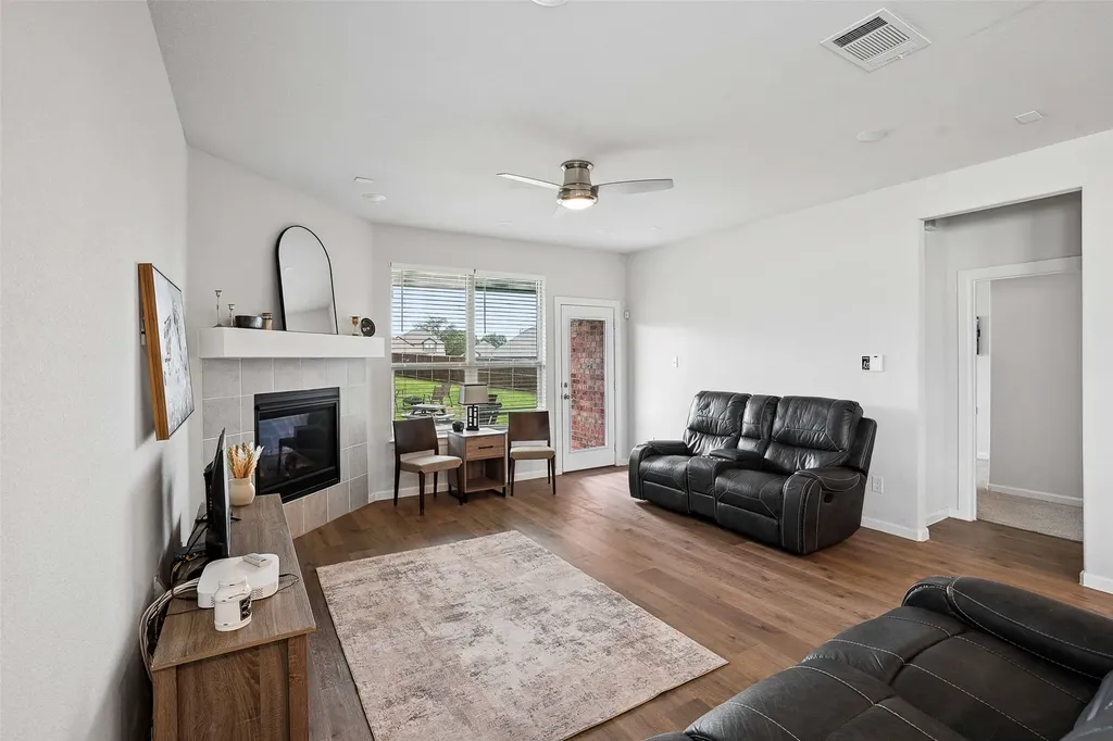 544 Erin Hills Drive Red Oak TX 75154