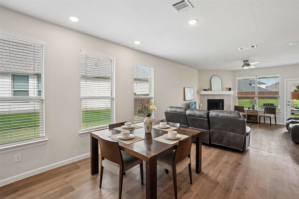 544 Erin Hills Drive Red Oak TX 75154