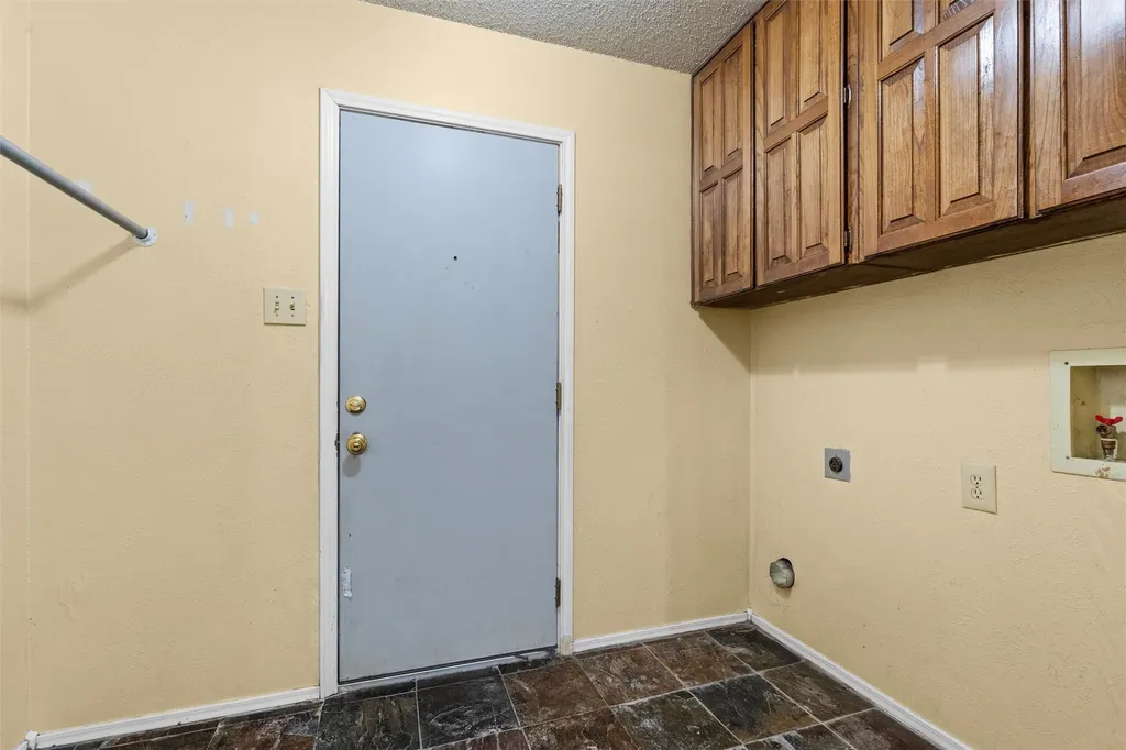 5601 Kingstree Court Arlington TX 76017