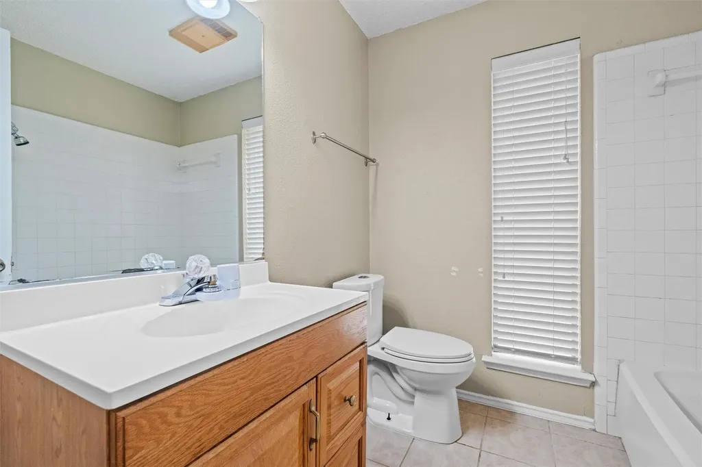 5601 Kingstree Court Arlington TX 76017