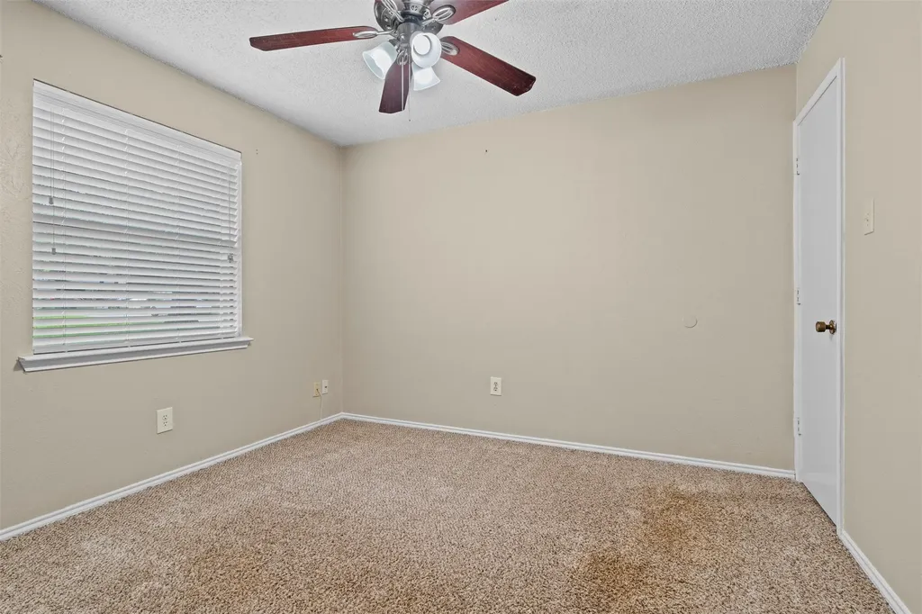 5601 Kingstree Court Arlington TX 76017