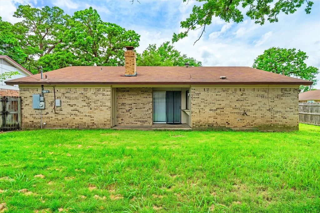 5601 Kingstree Court Arlington TX 76017