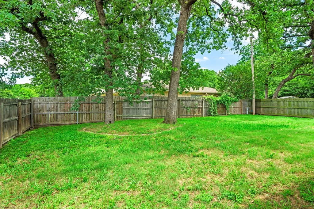 5601 Kingstree Court Arlington TX 76017