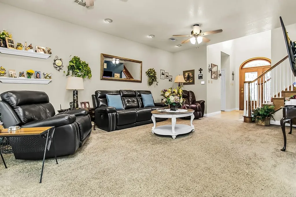 820 Cedar Creek Circle Bonham TX 75418