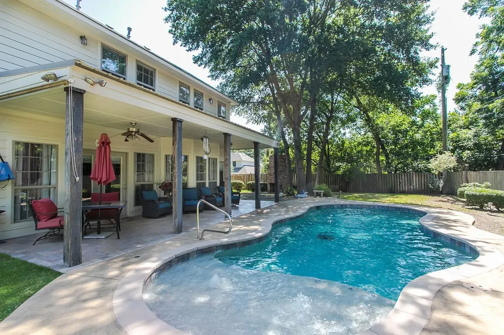 820 Cedar Creek Circle Bonham TX 75418