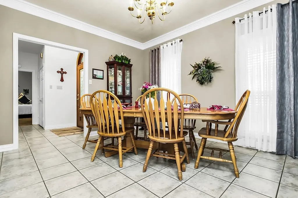 820 Cedar Creek Circle Bonham TX 75418