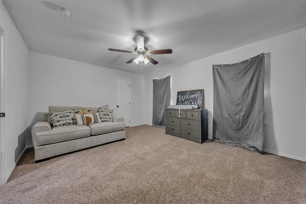1016 County Road 314 Cleburne TX 76031