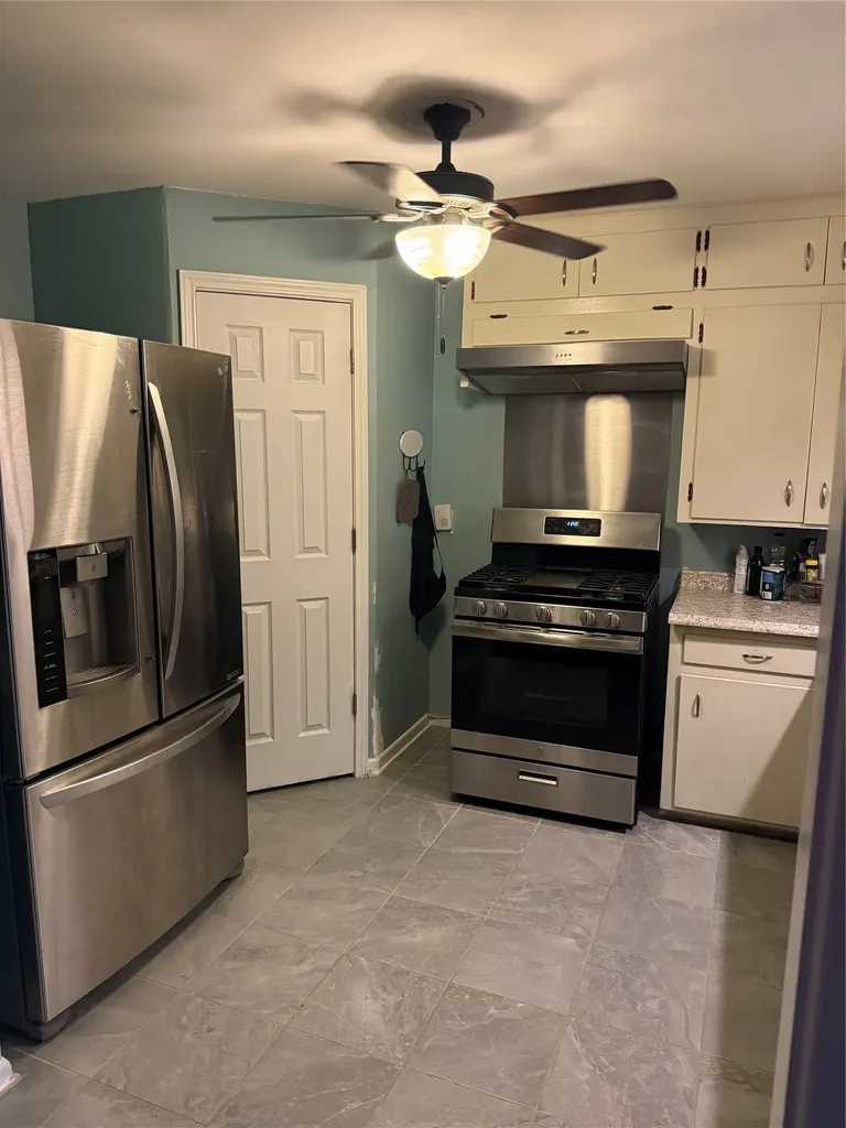 313 E Main Street Fairfield TX 75840