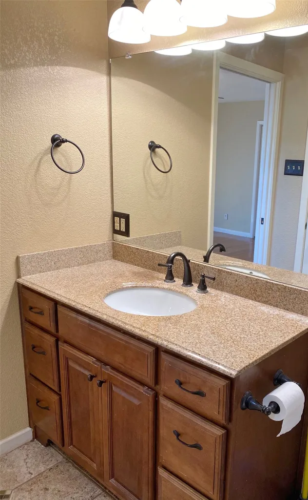 6128 Cliffside Drive Edgecliff Village TX 76134