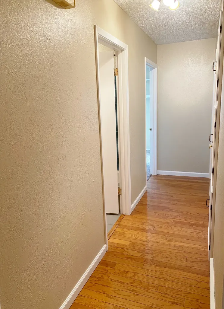 6128 Cliffside Drive Edgecliff Village TX 76134