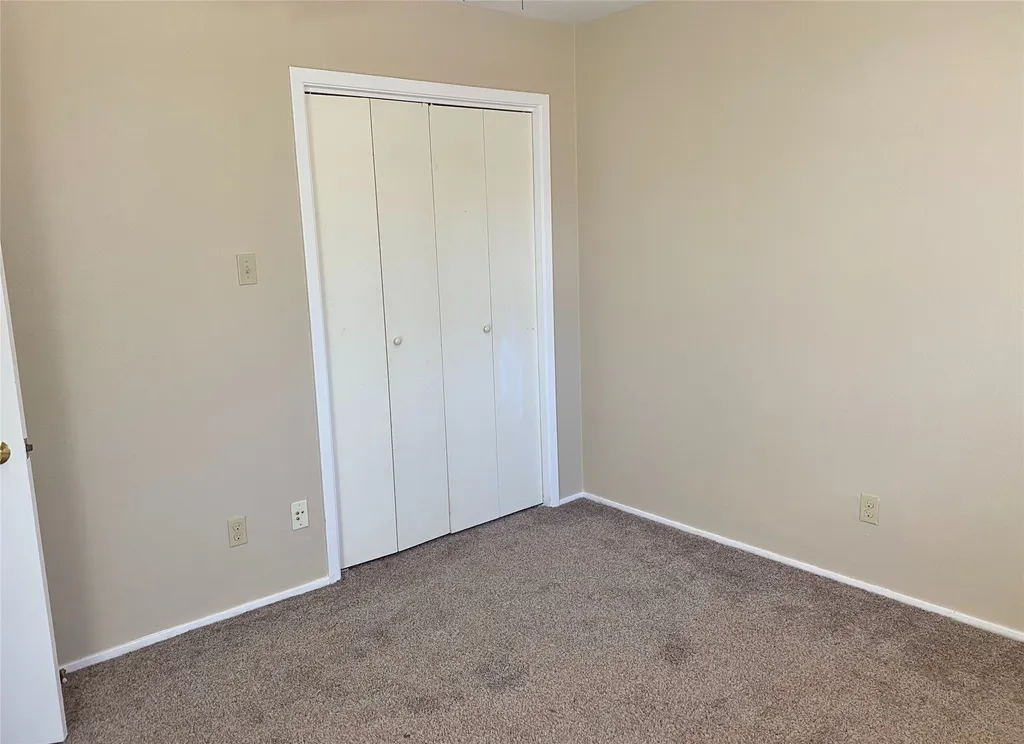 6128 Cliffside Drive Edgecliff Village TX 76134