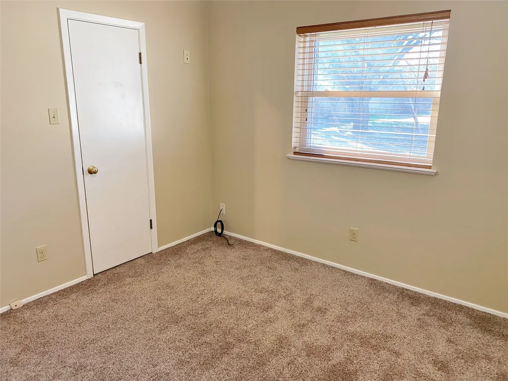 6128 Cliffside Drive Edgecliff Village TX 76134