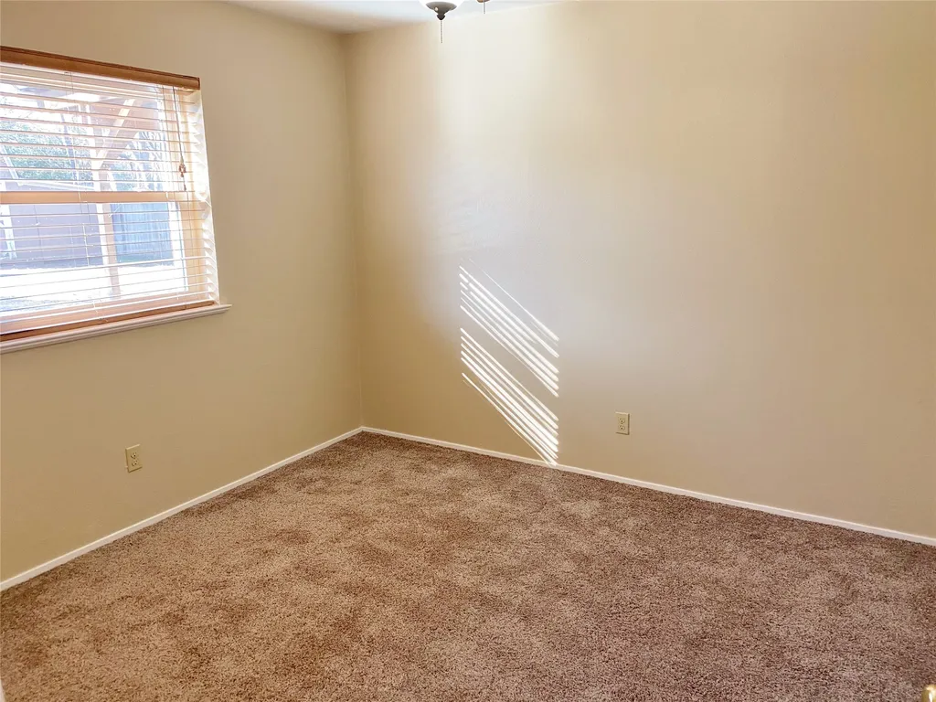 6128 Cliffside Drive Edgecliff Village TX 76134