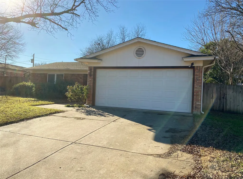 6128 Cliffside Drive Edgecliff Village TX 76134