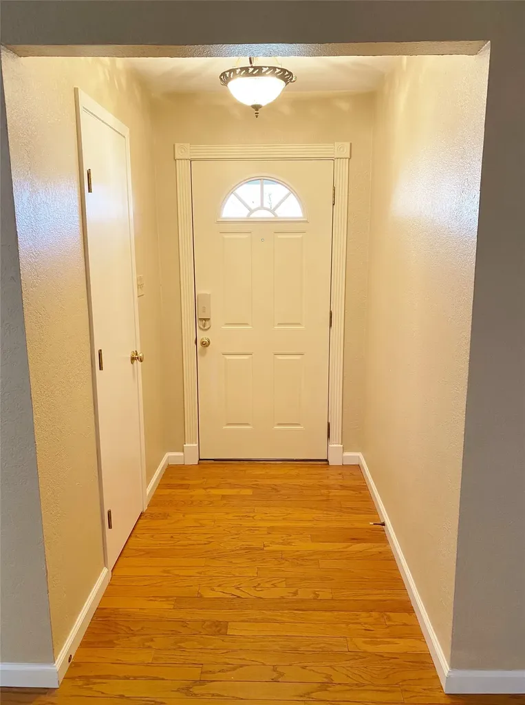 6128 Cliffside Drive Edgecliff Village TX 76134